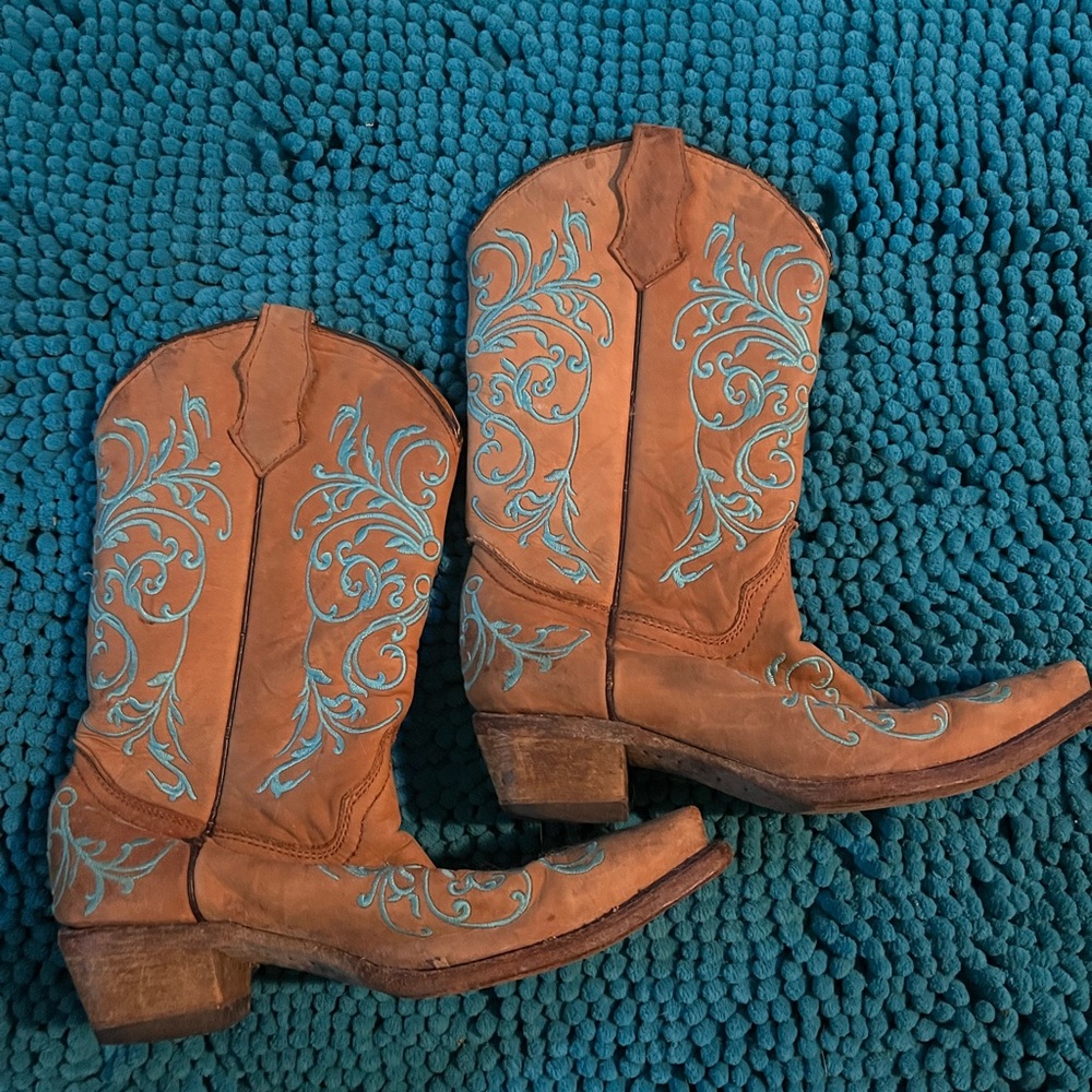 Women's Brown Leather Western Boots with Turquoise Embroidery Corral Boots